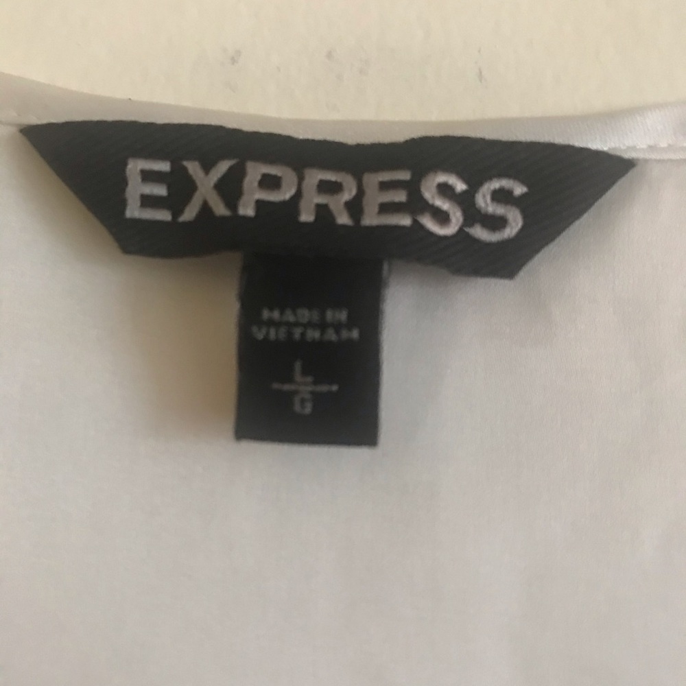 Express basic white shirt - Picture 2 of 4